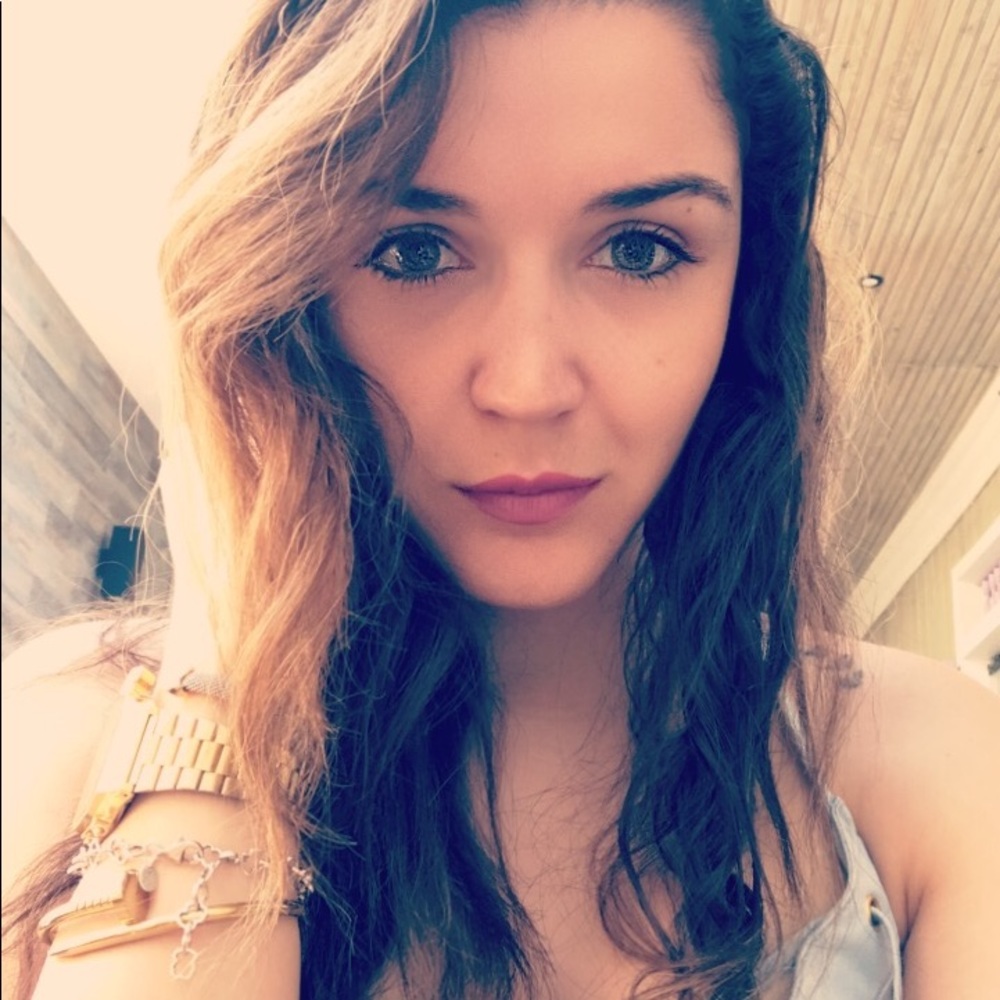 Meet your Posher, Gina